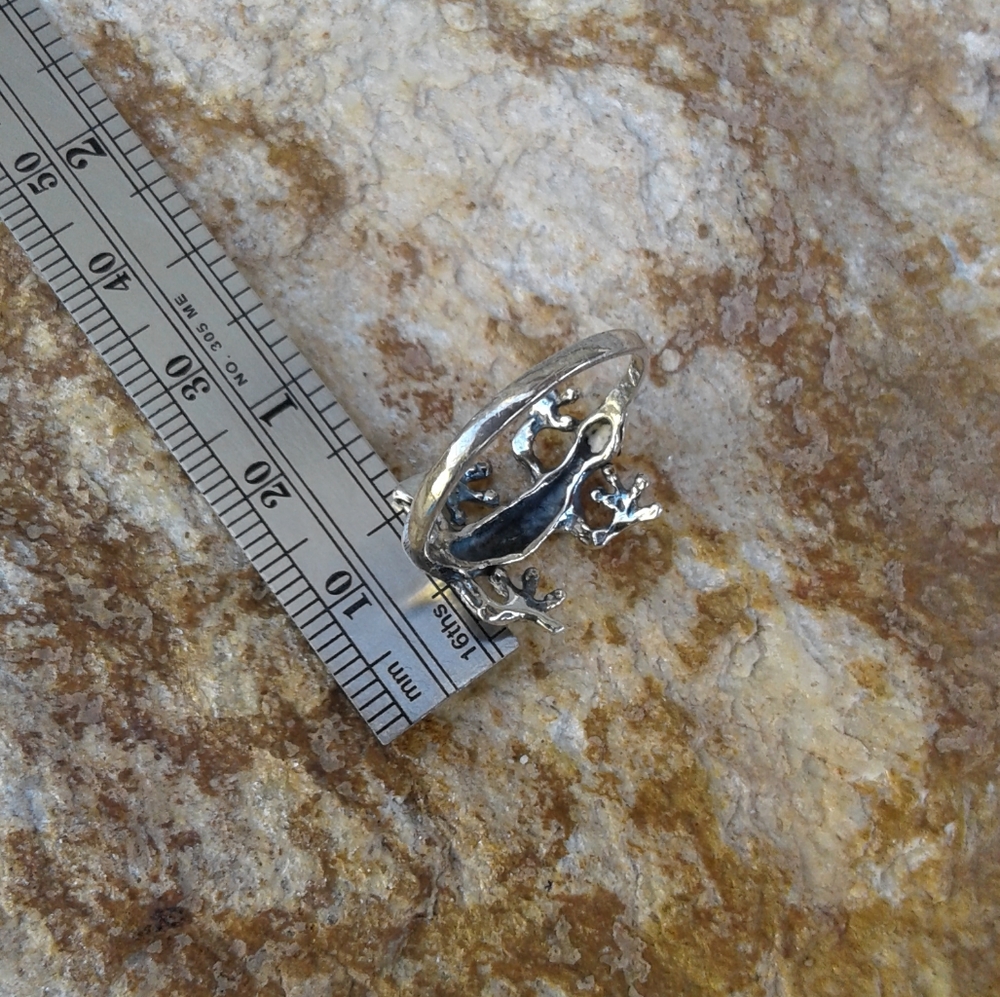 Sterling Silver Lizard Ring Size 9 - image 2